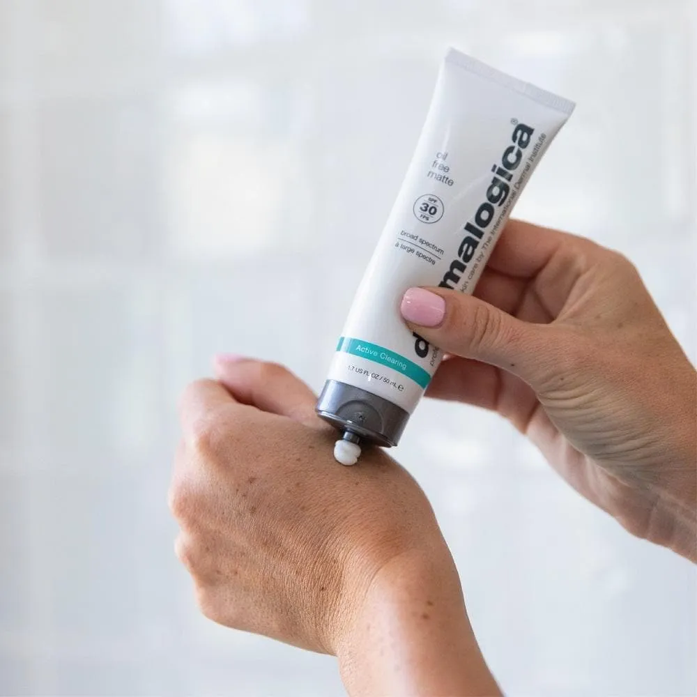 Oil Free Matte spf30 Face Moisturiser and Sunscreen for Oily Skin