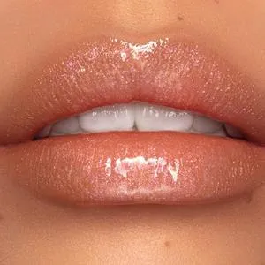 Pat McGrath Lust: Gloss Limited Edition Divine Blush Collection: Earth Angel (Golden Champagne with Glittering Copper and Pink Pearl)