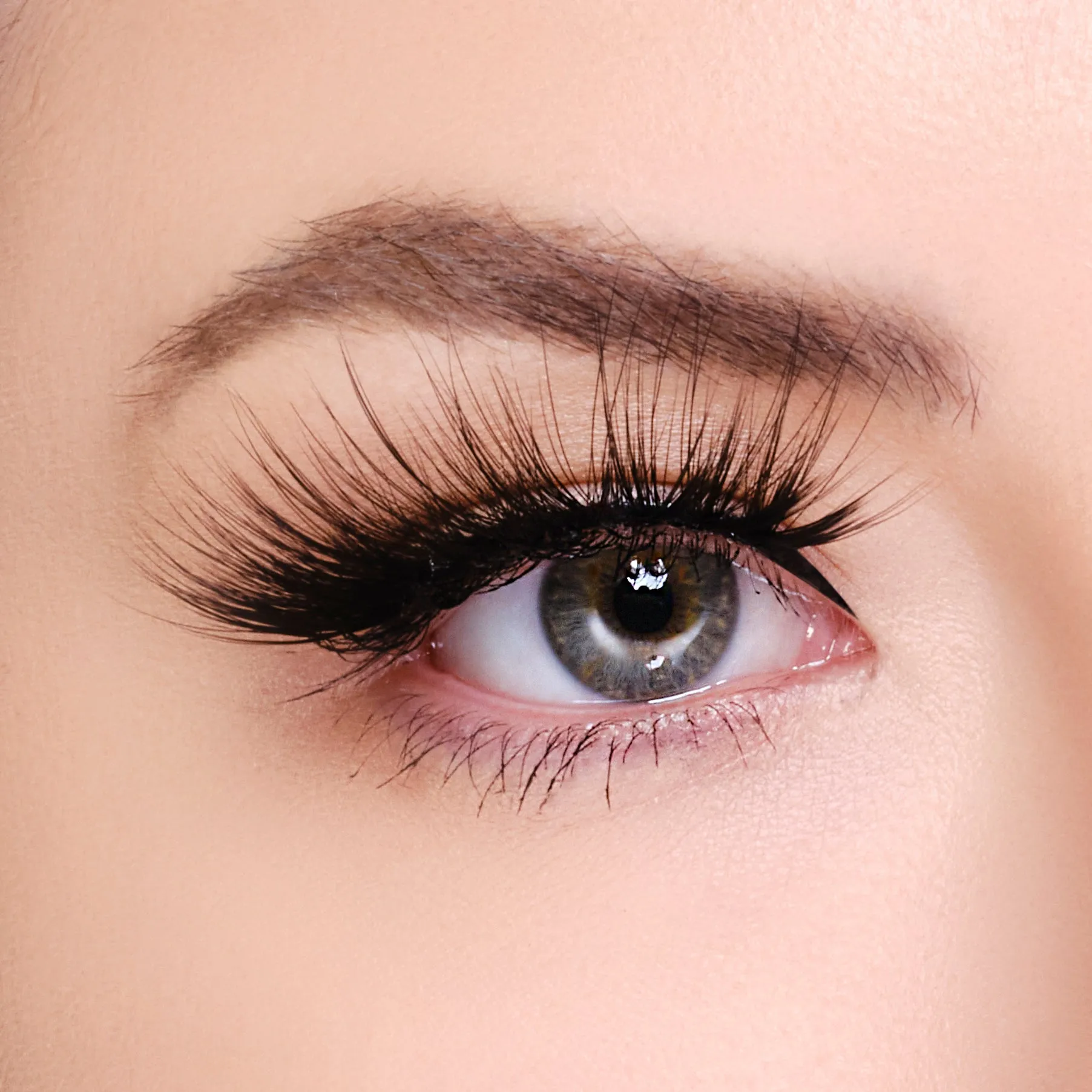 Synthetic Eyelashes - Italy
